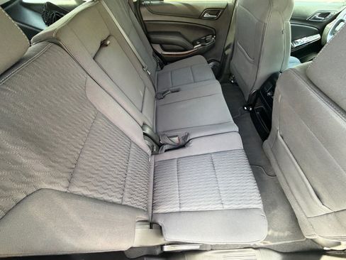 Used 2020 Chevrolet Tahoe LS RWD image 11