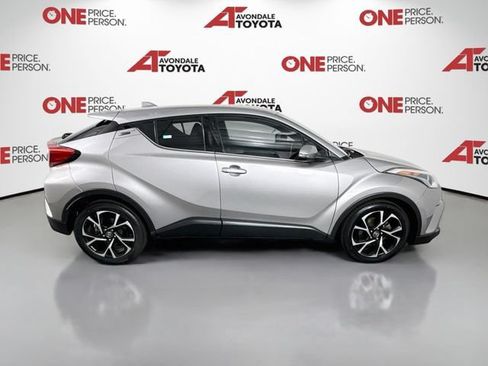 Certified 2019 Toyota C-HR Limited FWD image 9