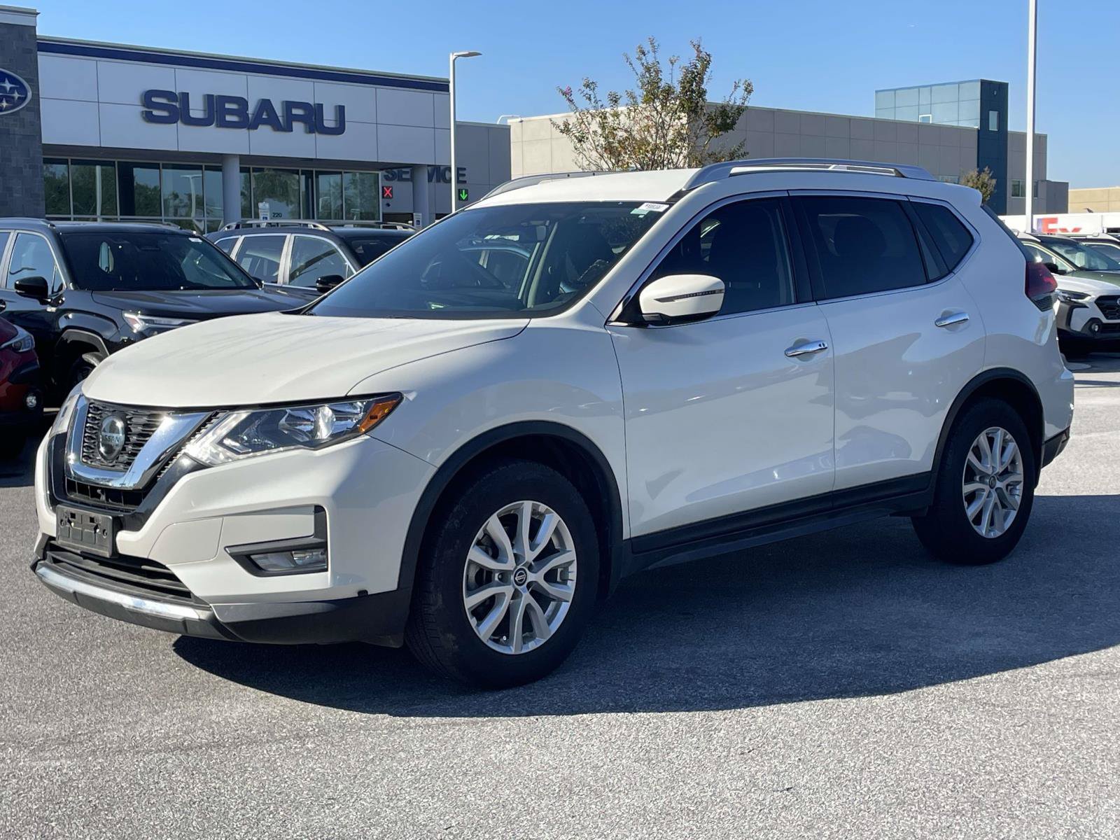 Used 2020 Nissan Rogue SV FWD image 24