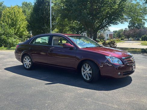 Used 2007 Toyota Avalon Limited FWD image 9