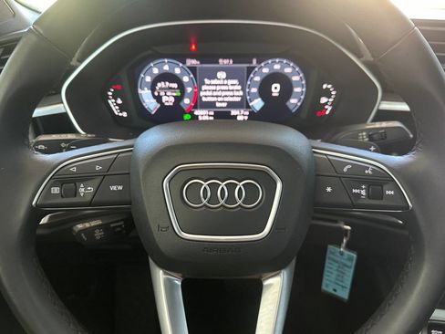 Used 2025 Audi Q3 2.0T Premium AWD/4WD image 24