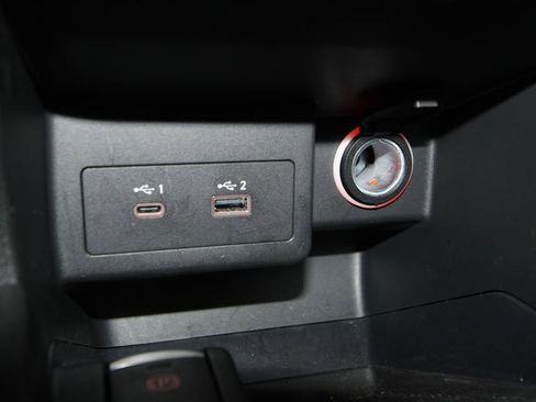 Used 2024 Nissan Kicks SV image 16