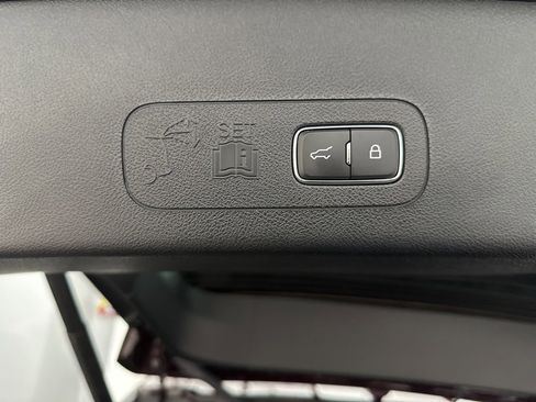 Used 2023 Lincoln Aviator Reserve w/ Equipment Group 201A image 48