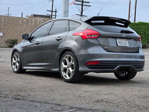 Used 2016 Ford Focus ST w/ Equipment Group 401A image 17
