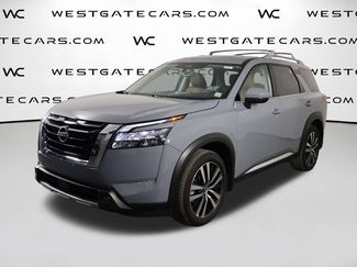 Used 2025 Nissan Pathfinder Platinum w/ Cargo Package AWD/4WD 360° Tour