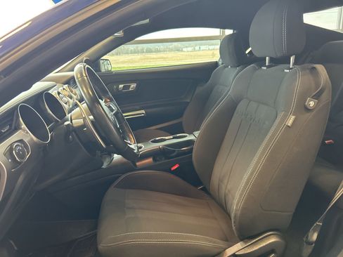 Used 2019 Ford Mustang GT image 14