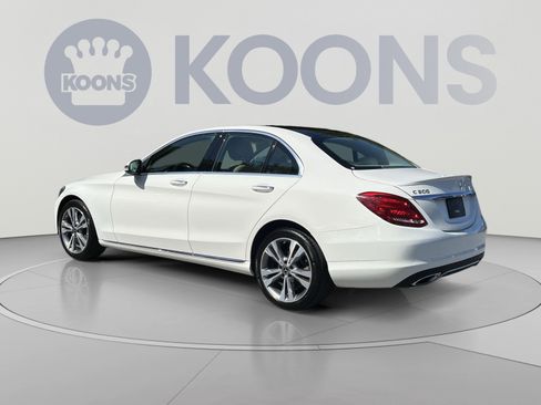 Used 2018 Mercedes-Benz C 300 4MATIC Sedan image 8
