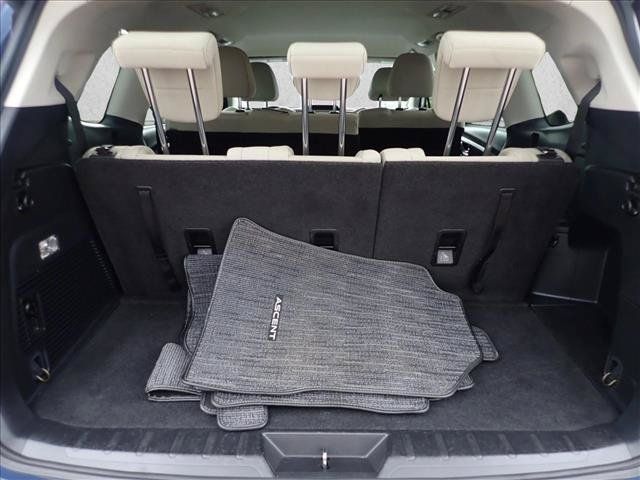 Used 2019 Subaru Ascent Premium AWD/4WD image 9