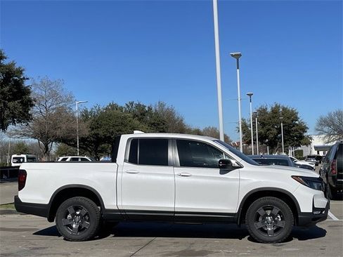 New 2026 Honda Ridgeline TrailSport image 3