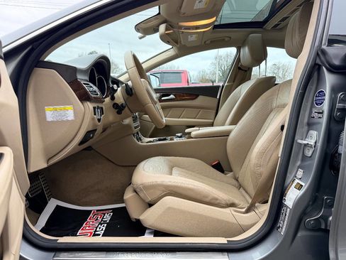 Used 2014 Mercedes-Benz CLS 550 4MATIC image 13