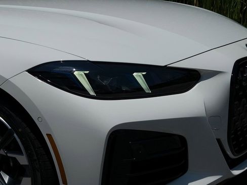 New 2026 BMW 430i Coupe w/ M Sport Package image 8