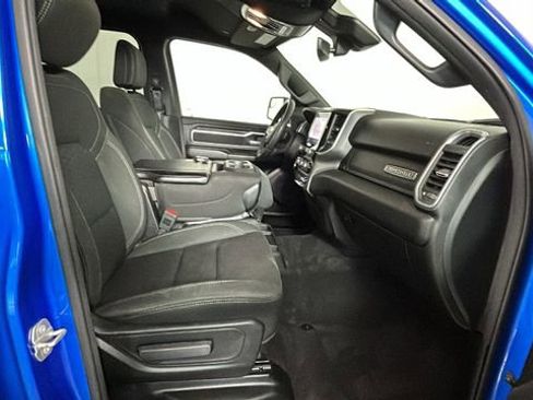 Used 2025 RAM 1500 Big Horn AWD/4WD image 32