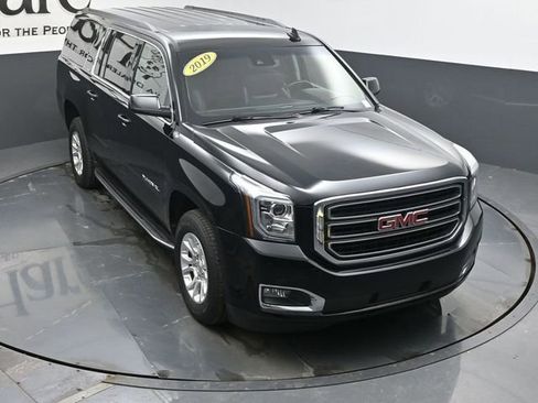 Used 2019 GMC Yukon XL SLT image 48