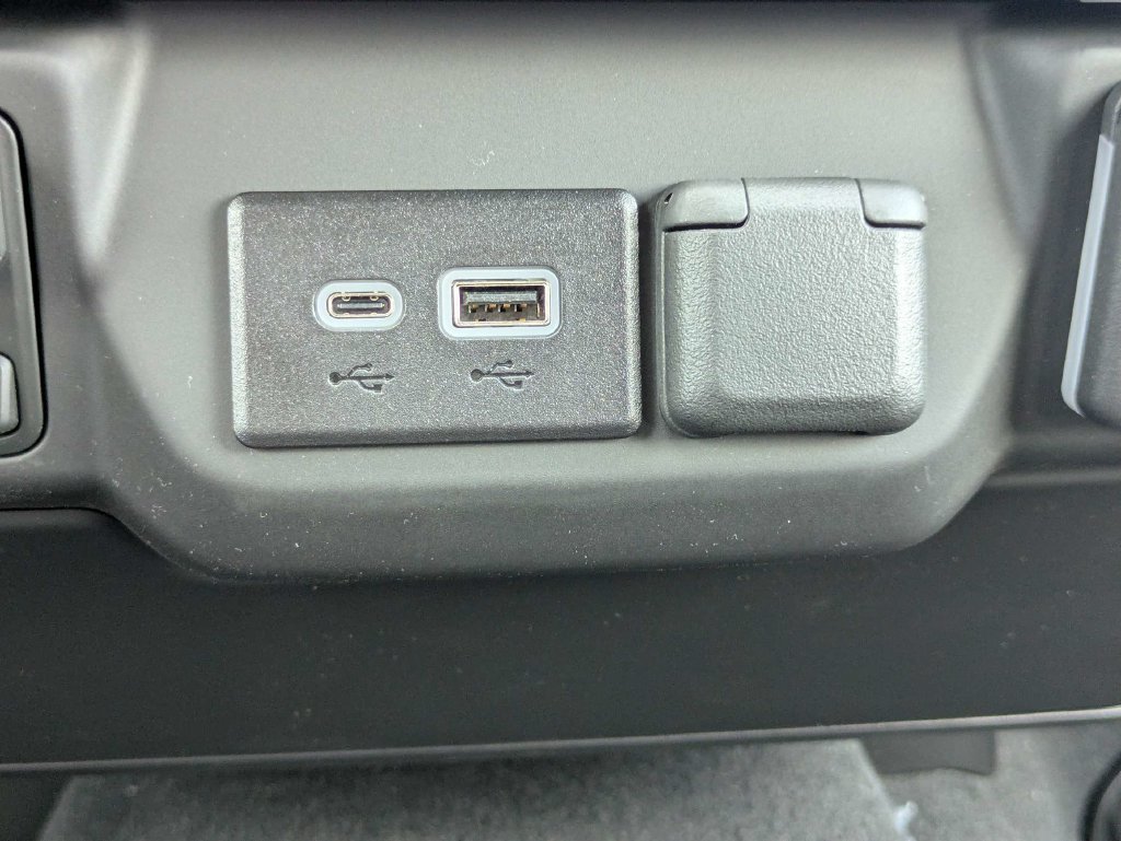 New 2026 Chevrolet Silverado 2500 Custom w/ Custom Convenience Package AWD/4WD image 22