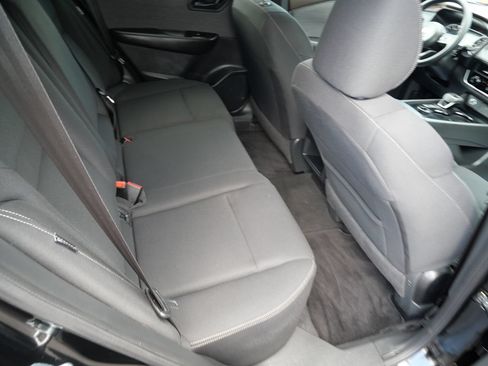 Used 2023 Nissan Rogue S AWD/4WD image 23