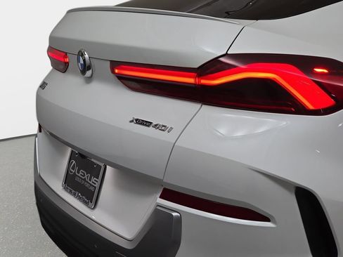 Used 2022 BMW X6 xDrive40i AWD/4WD image 36