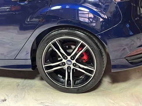 Used 2016 Ford Focus ST FWD image 31