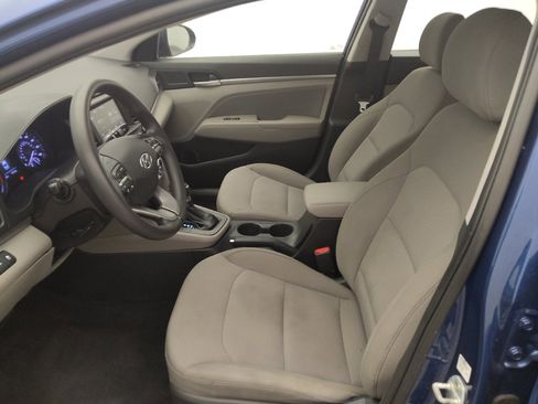 Used 2020 Hyundai Elantra SEL FWD image 17