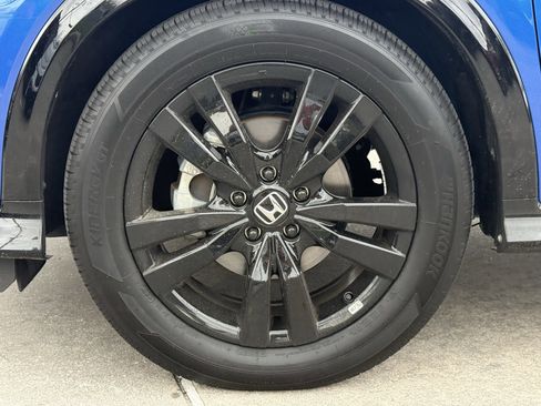 Used 2021 Honda HR-V Sport image 12