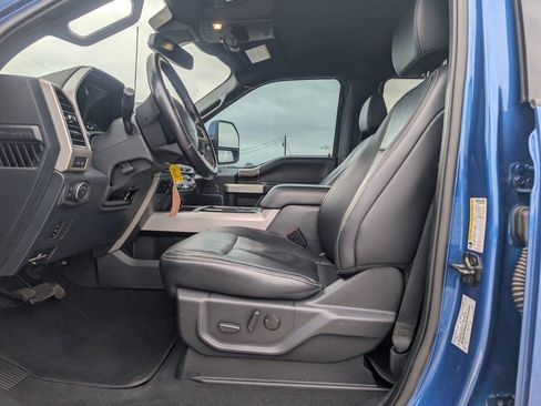 Certified 2022 Ford F250 Lariat w/ Lariat Value Package image 11