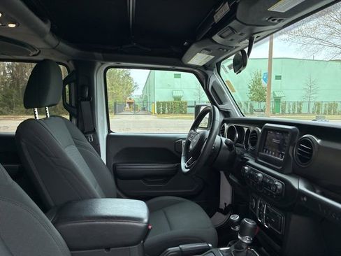 Used 2020 Jeep Wrangler Unlimited Sport S image 48