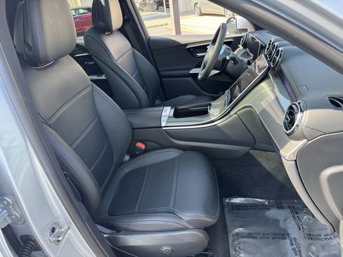 Used 2023 Mercedes-Benz GLC 300 4MATIC image 7
