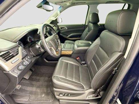 Used 2020 GMC Yukon Denali w/ Denali Ultimate Package image 18