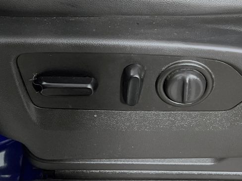 Used 2020 Chevrolet Silverado 1500 RST w/ Texas Edition image 16