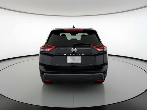 Used 2025 Nissan Rogue SV image 7