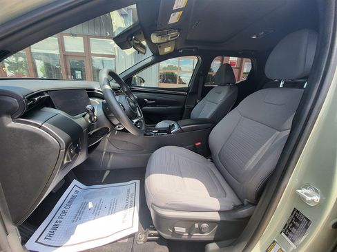 Used 2024 Hyundai Santa Cruz SEL w/ Activity Package FWD image 9