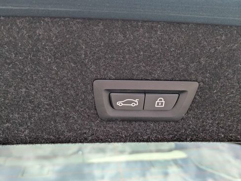 Used 2021 BMW 330i Sedan w/ Premium Package RWD image 14