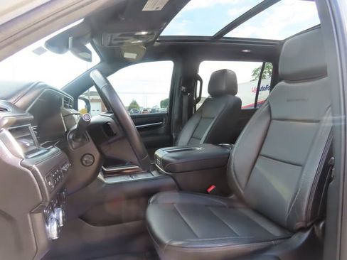 Used 2023 GMC Yukon XL Denali w/ LPO, Floor Liner Package AWD/4WD image 20