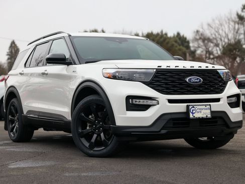 Certified 2022 Ford Explorer ST-Line w/ Class IV Trailer Tow Package image 39