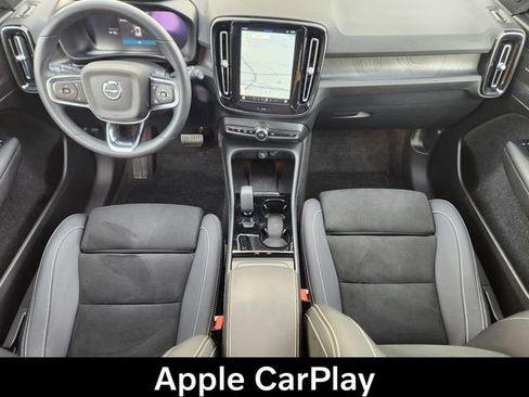 Certified 2023 Volvo XC40 Recharge Ultimate w/ Protection Package Premier image 13