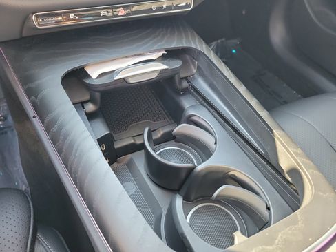 Certified 2025 Mercedes-Benz E 350 4MATIC Sedan image 17