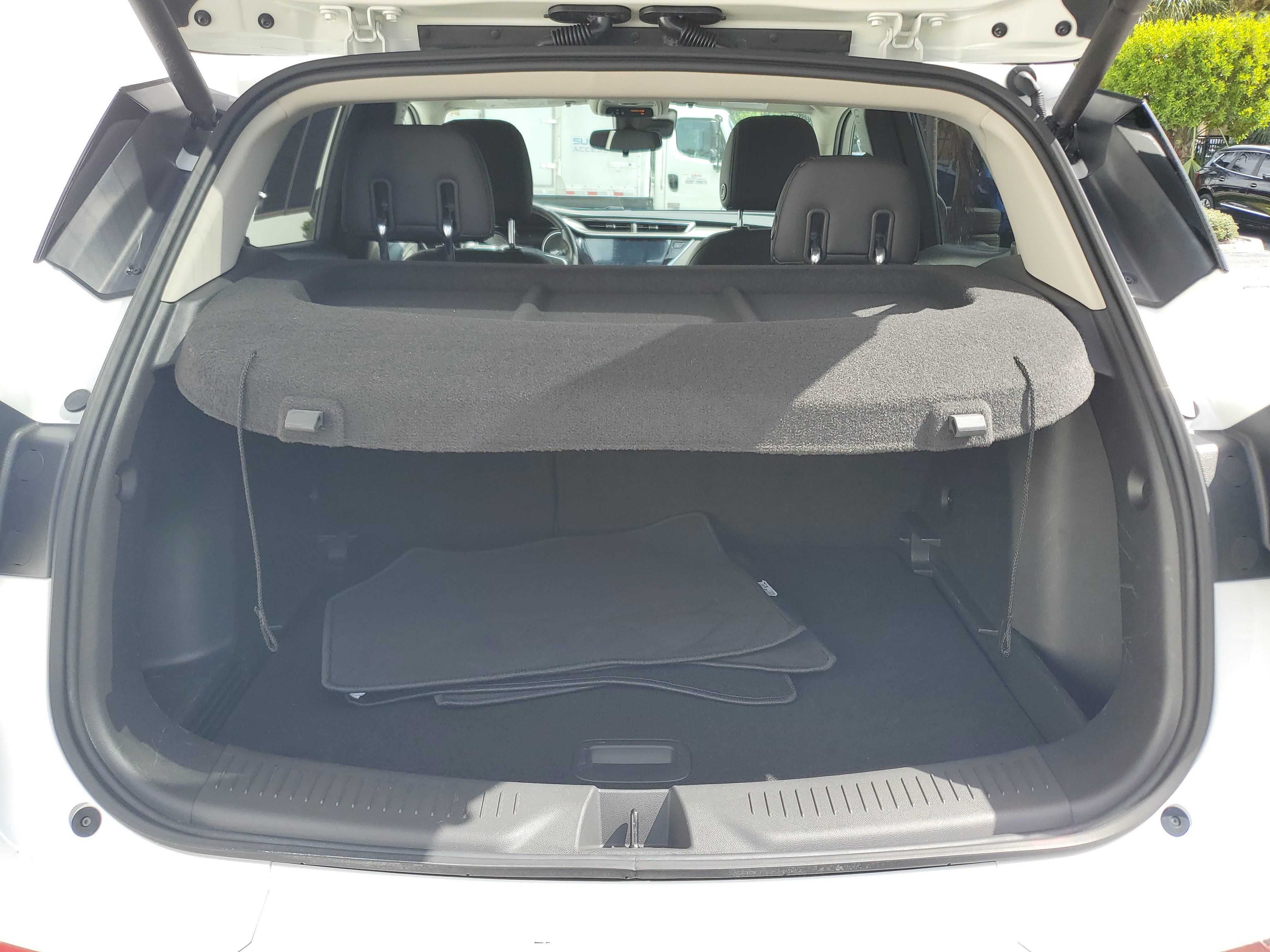 Used 2023 Buick Encore GX Select w/ Sport Touring Package FWD image 10
