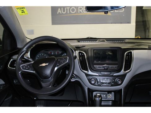 Used 2019 Chevrolet Equinox LS image 15