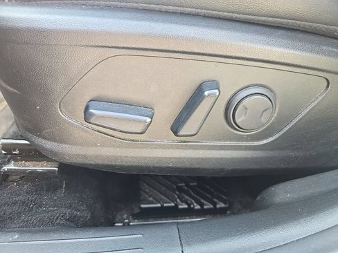 Used 2023 Hyundai Tucson Limited AWD/4WD image 12