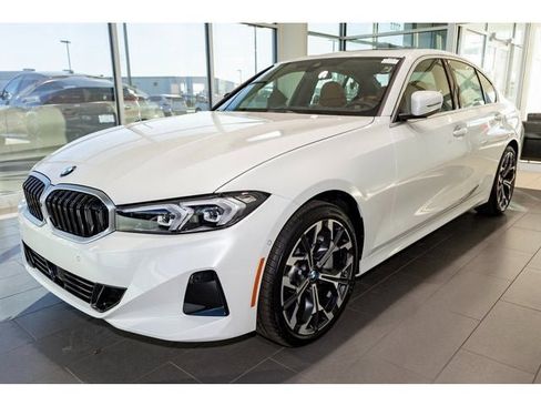 New 2026 BMW 330i xDrive Sedan w/ Premium Package image 43