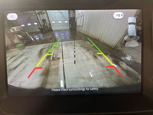 Used 2025 Ford Bronco Badlands image 17