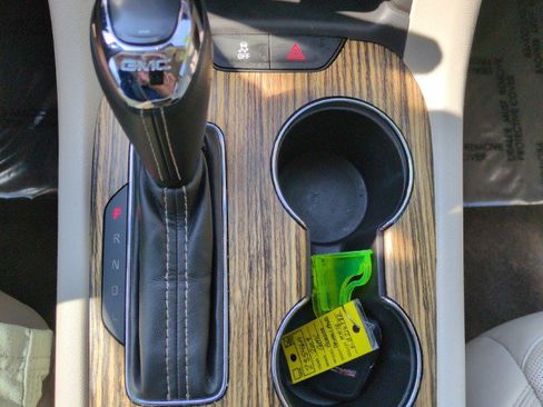 Used 2019 GMC Acadia Denali w/ Technology Package image 31