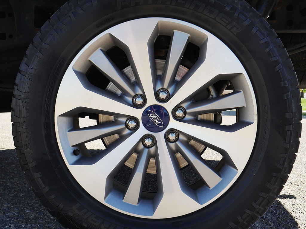 Used 2018 Ford F150 XL w/ Equipment Group 101A Mid AWD/4WD image 60