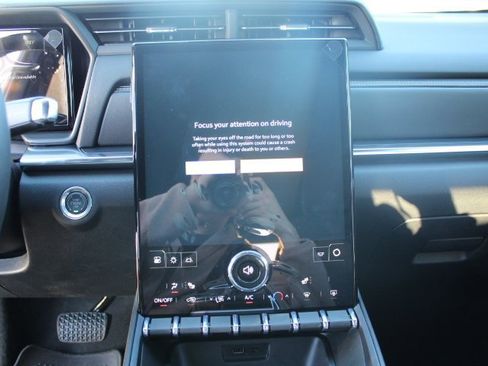 New 2026 GMC Terrain Elevation image 14