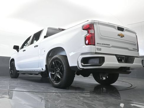 Used 2024 Chevrolet Silverado 1500 Custom RWD image 62