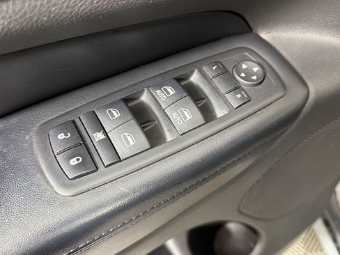 Used 2016 Jeep Grand Cherokee Laredo w/ Quick Order Package 23E RWD image 25