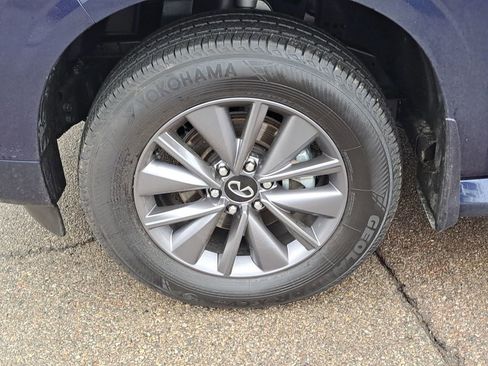 Certified 2025 INFINITI QX80 Pure w/ Cargo Package image 9