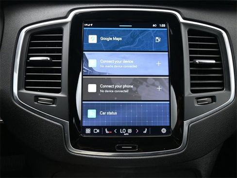 Used 2023 Volvo XC90 B5 Core image 17