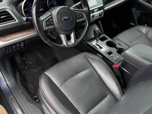 Used 2017 Subaru Outback 2.5i Limited AWD/4WD image 29