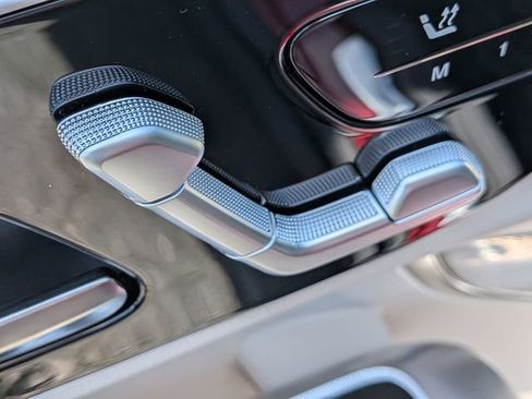 New 2026 Mercedes-Benz GLC 300 image 21