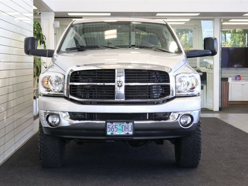 Used 2007 Dodge Ram 2500 Truck SLT w/ Quad Cab Big Horn Value Group AWD/4WD image 8